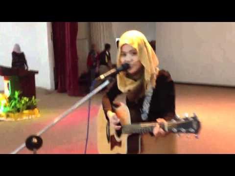 Najwa Latif - Carta Hati live Uitm segamat