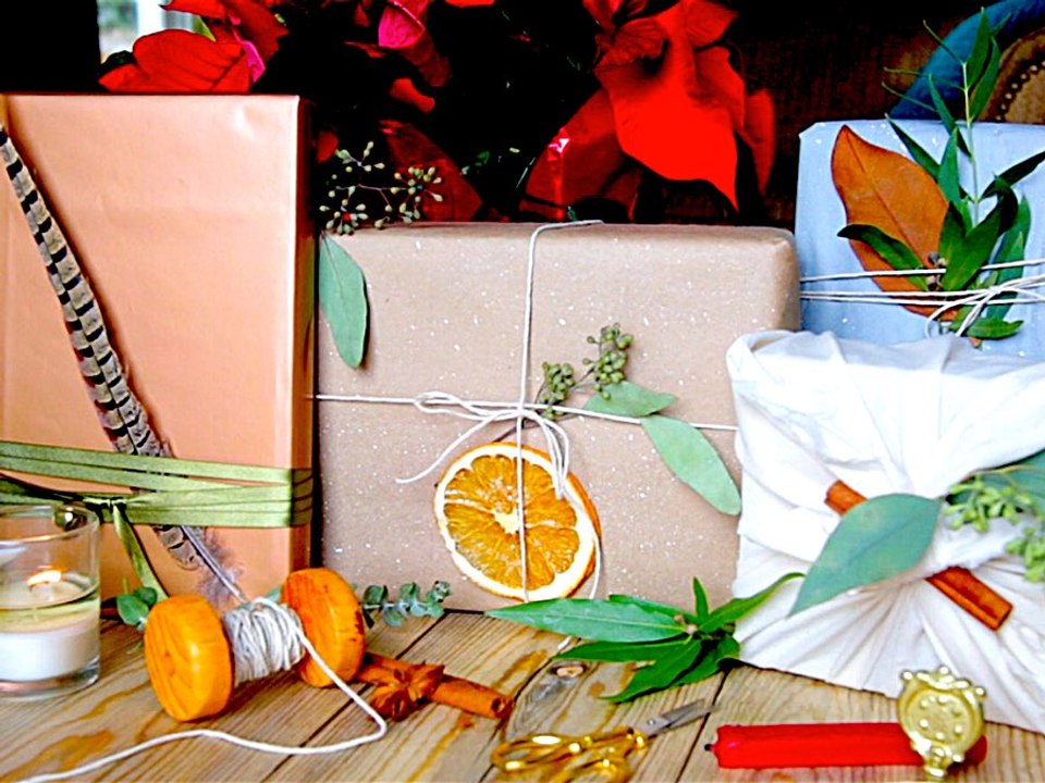 3 Unique & Creative DIY Gift Wrapping Ideas