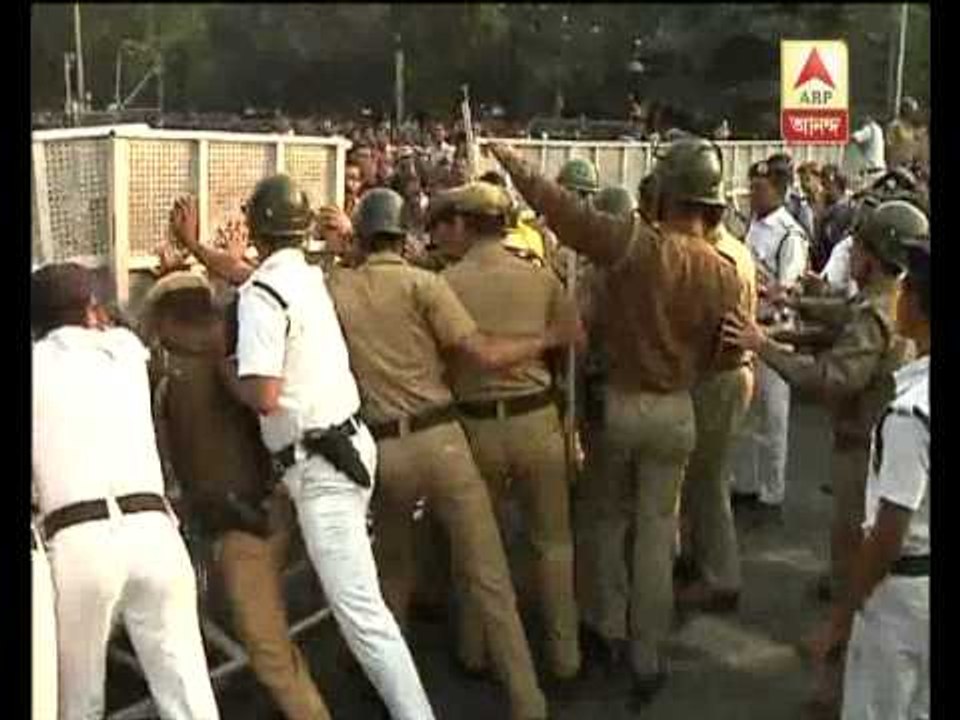 left police clash