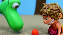 The Good Dinosaur Ultimate Arlo and Spot Toys Fight Over Play Doh Orange with Vivian and Sam