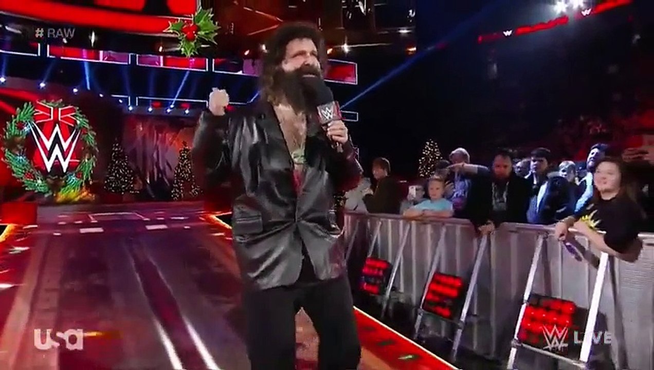 WWE RAW December 19th 2016 (Part1)