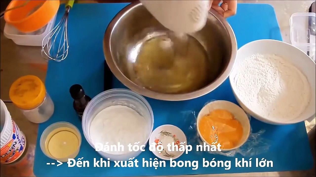 Hướng Dẫn Cách Làm Bánh Bông Lan Đơn Giản Nhất Hiện Nay