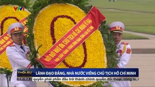 Lãnh đạo đảng, nhà nước viếng Chủ tịch Hồ Chí Minh