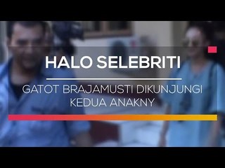 Gatot Brajamusti Dikunjungi Kedua Anaknya - Halo Selebriti