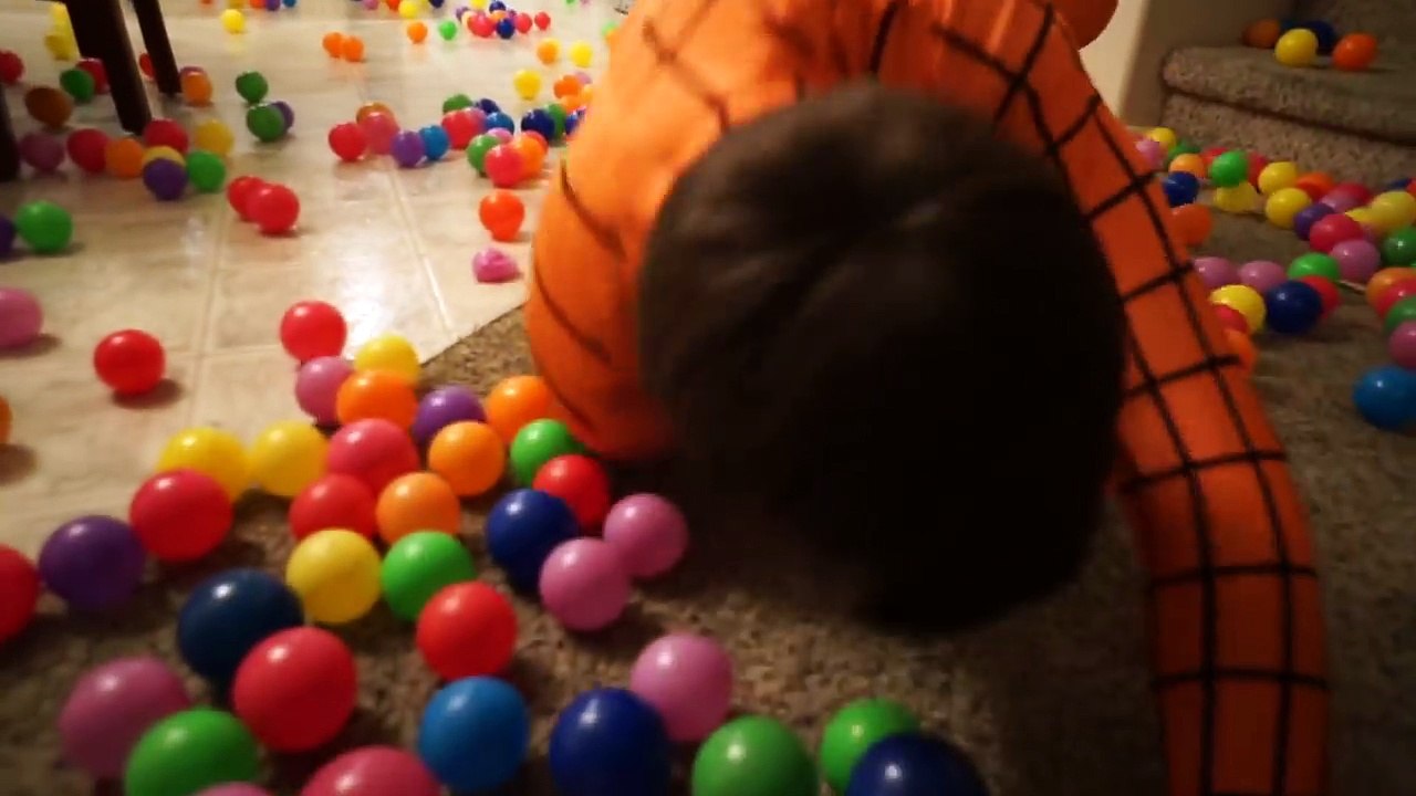 Orange Spiderman vs Twin Joker vs Bad Scary Clown   In Real Life Superhero Movie-g4I8h2f3Jbw