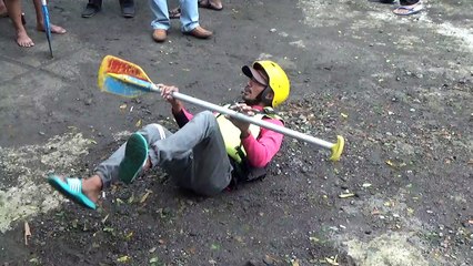 intstruktur jatuh bangun