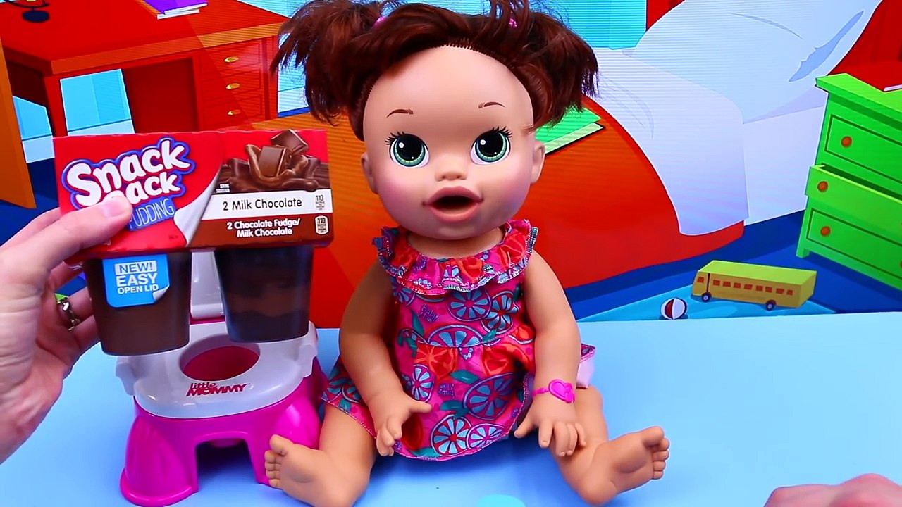 Baby Alive Eats & Poops!!! Gross Brown Chocolate Pudding & Potty Training on the Toilet