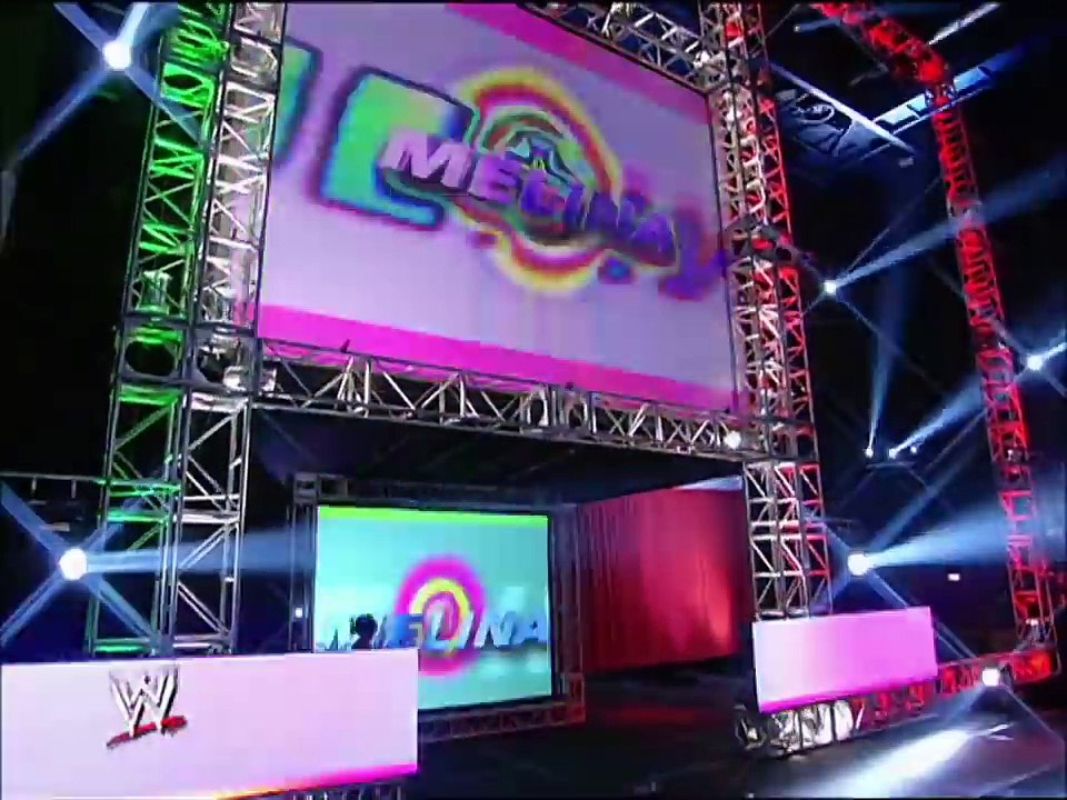 WWE Divas Fashion Show 04-16-07