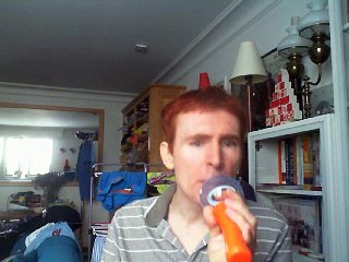 Wiwi égratigne "ghost rider" de Suicide