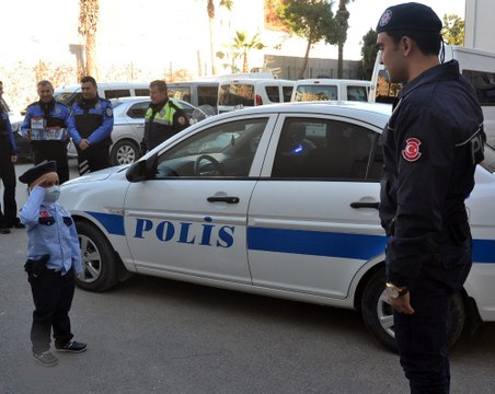 Lösemili minik Ziya'nın polislik hayali gerçek oldu