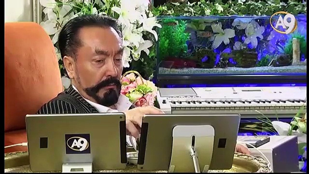 Im Koran wird offenbart, dass man Allah mehr als alles andere lieben soll.