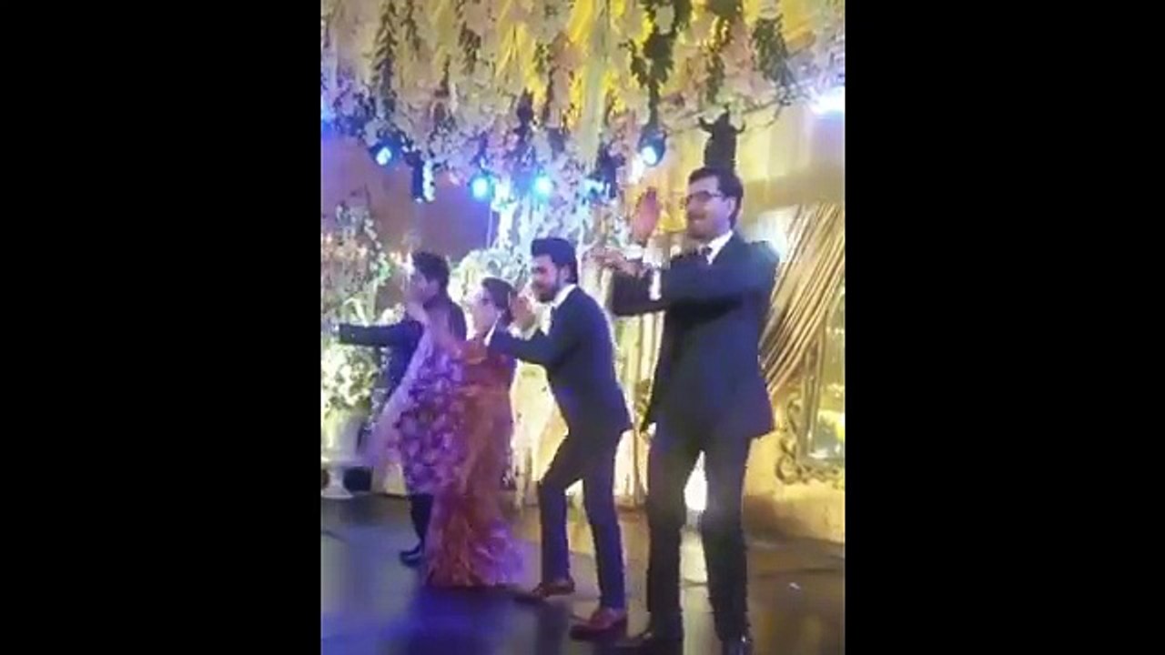 Mawra Hocane Dance in Farhan Saeed & Urwa Hocane Wedding Dance