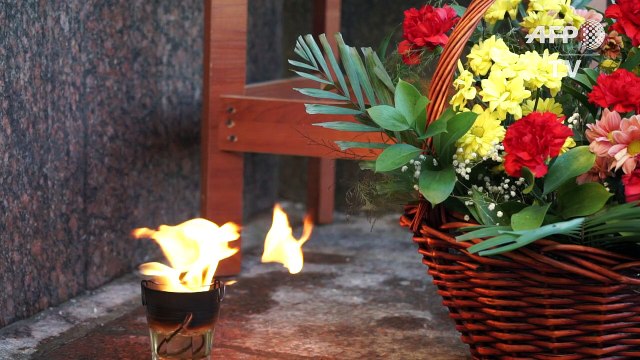 Des Russes rendent hommage à leur ambassadeur tué en Turquie
