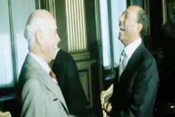 هزار السادات مع سيد مرعي بسبب شيك جائزة نوبل