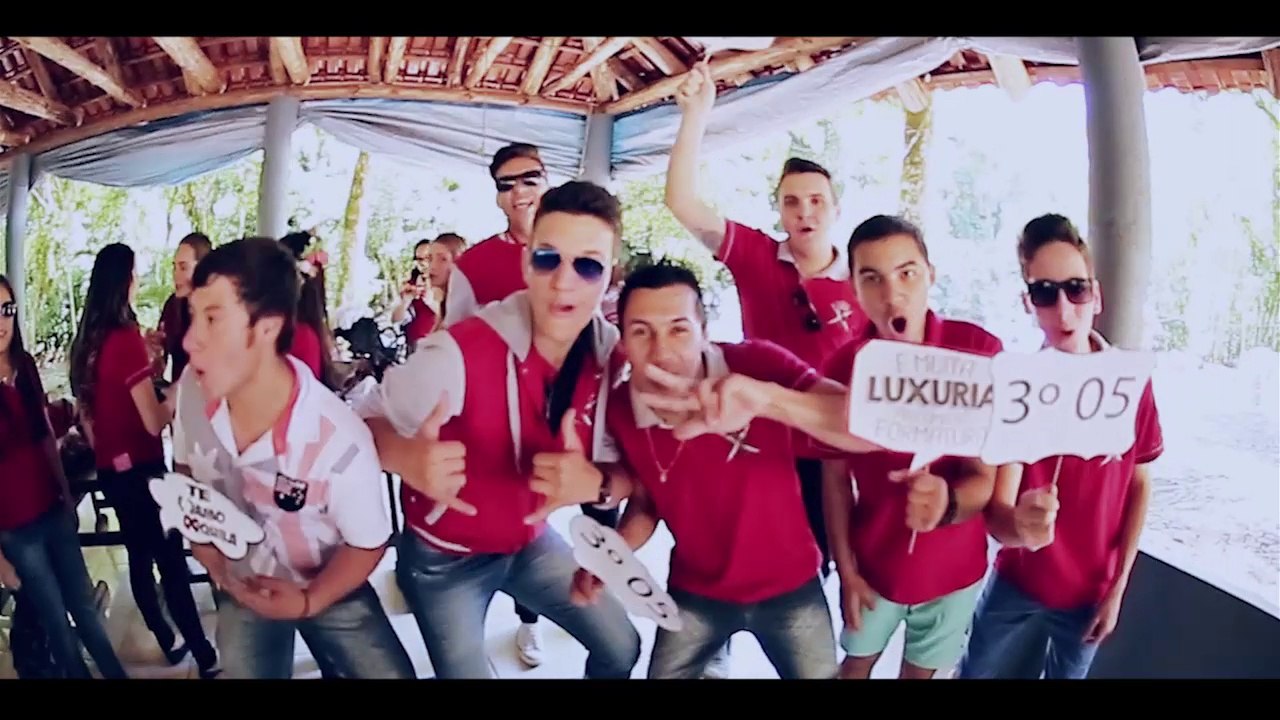 Ensaio da Turma 3°05 da E.E.B. Felisberto de Carvalho. Palmitos/SC