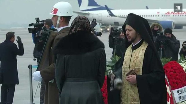 Attentat en Turquie : la dépouille de l'ambassadeur russe rapatriée à Moscou