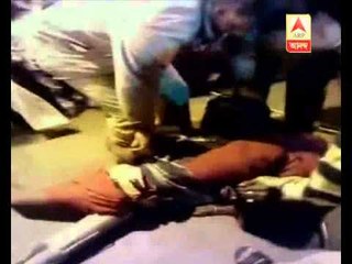 RPF personnel brutally beats up a physically challenged beggar at Howrah station