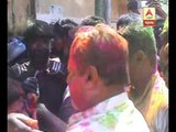 Mukul Roy enjoying holi a lot alongwith his near and dear ones, supporters.