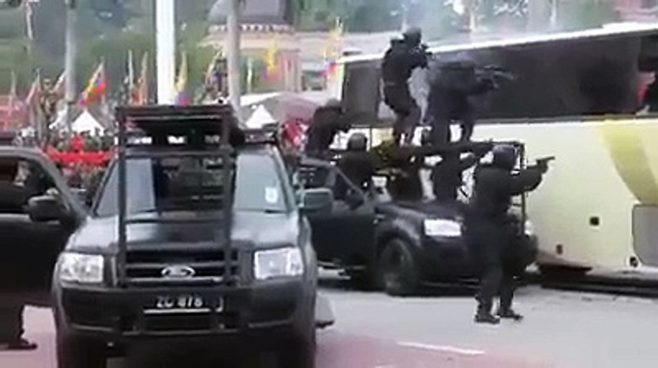 جس نے کمانڈو آپریشن نہیں دیکھا وہ آج ضرور دیکھ لے