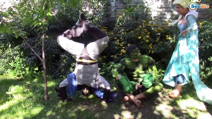 HALLOWEEN PRANK! w/ Spiderman Frozen Elsa Hulk Pink Spidergirl & Black Spiderman! Superhero IRL