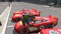 El Increíble Hulk conduce y juega con Rayo Mcqueen de Disney Cars 2 Pixar 3D