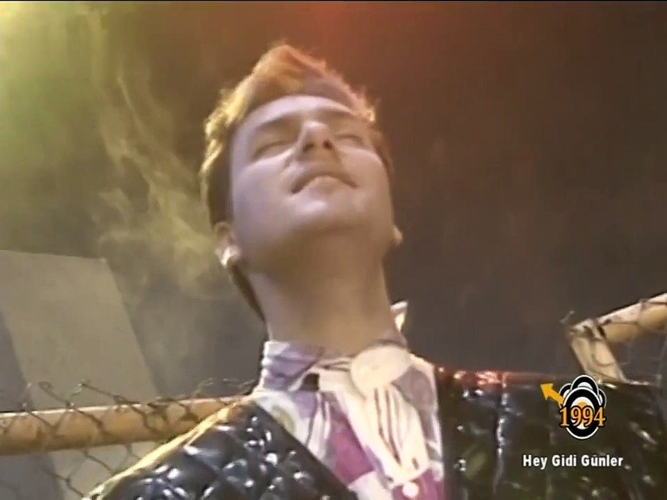 Tayfun - YALAN video klip NOSTALJI
