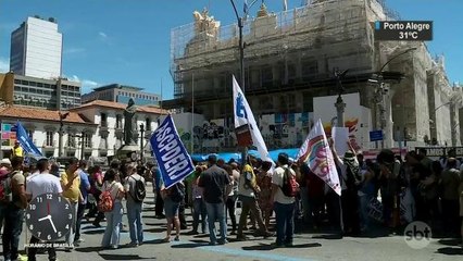 No Rio, servidores públicos ficam sem 13º salário e sem ceia de Natal