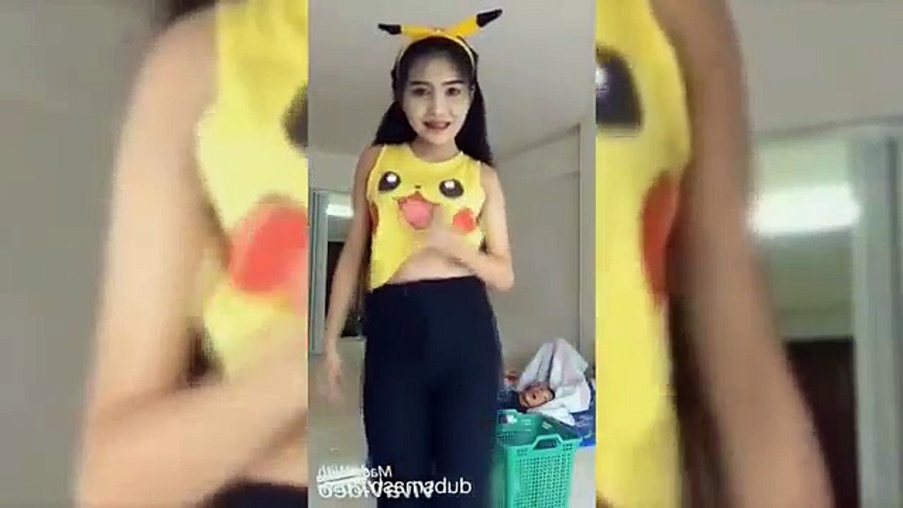 สาวน้อยชุดปิกาจูเต้นสายย่อ แถมเอวเล็กมาก  !!!