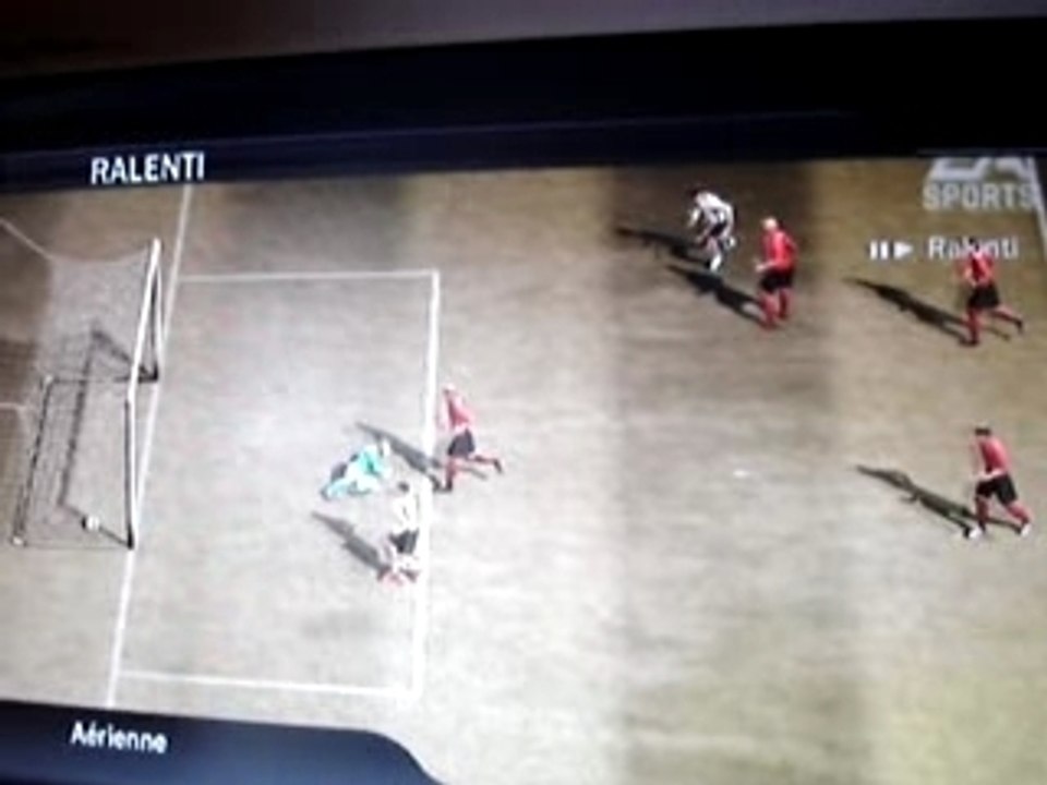 But anthologie Fifa 07 - Coup de sombrero et but enchaîné