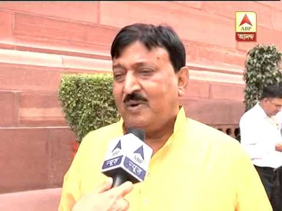 Congress MP Mannan Hussain attacks TMC on chit...