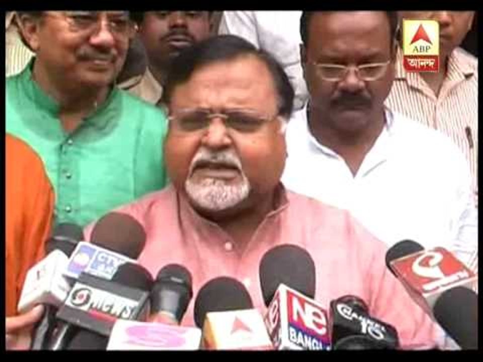 Partha Chatterjee launch  security sms service  against Eve-Teasing and Taxi Refusal in Howrah