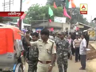 Police removing activists from areas 100 metre away from the booth in midnapore.