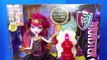 Monster High Doll Draculaura and Frankie Stein Vanity Hair Salon Toy Review