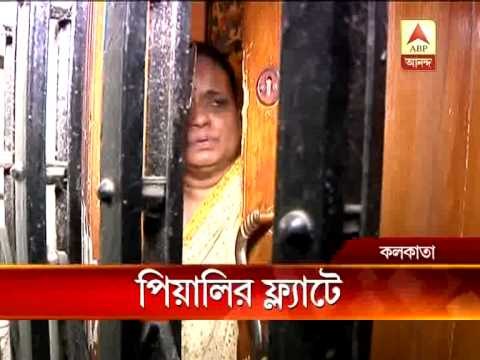 ABP Ananda at the flat from where Saradha owner's wife arrested