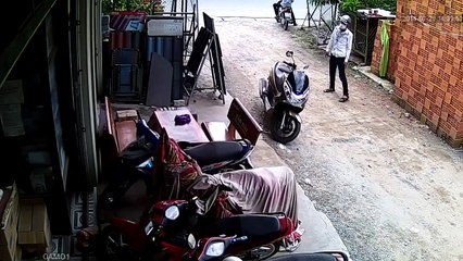 ऐसी बाइक चोरी देखकर आप को भी घभराहट होने लगेगी 1 बार जरूर देखे Bike thief