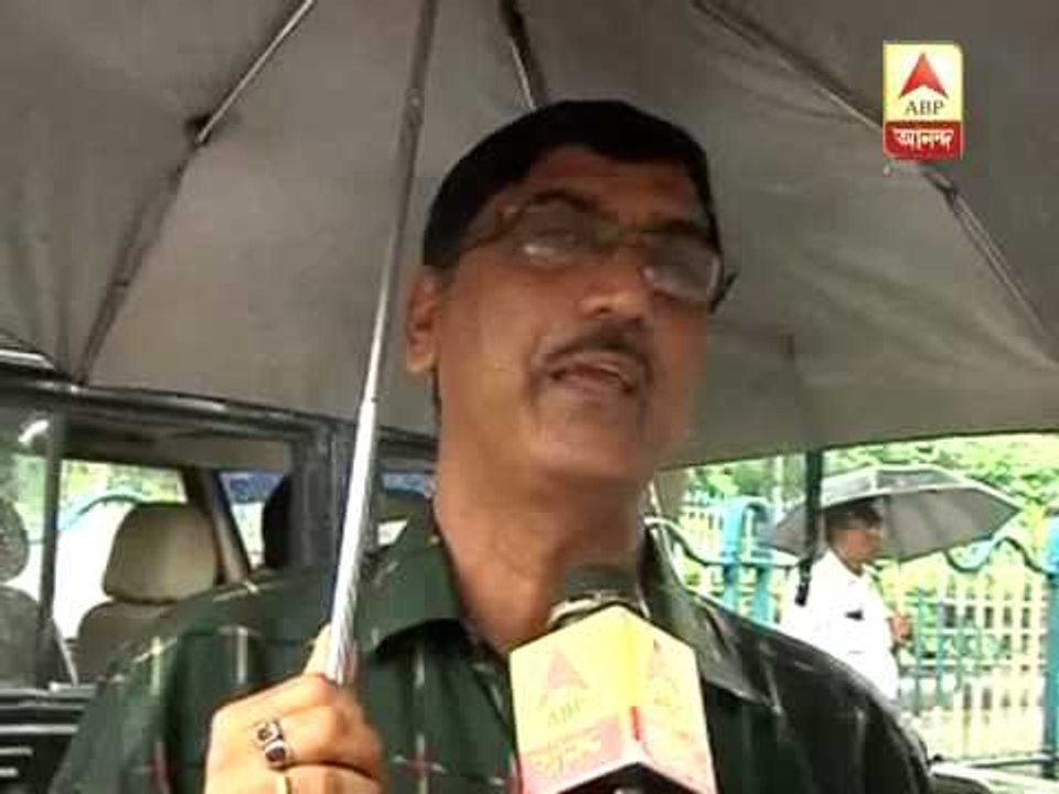 Kamduni teacher participates student rally