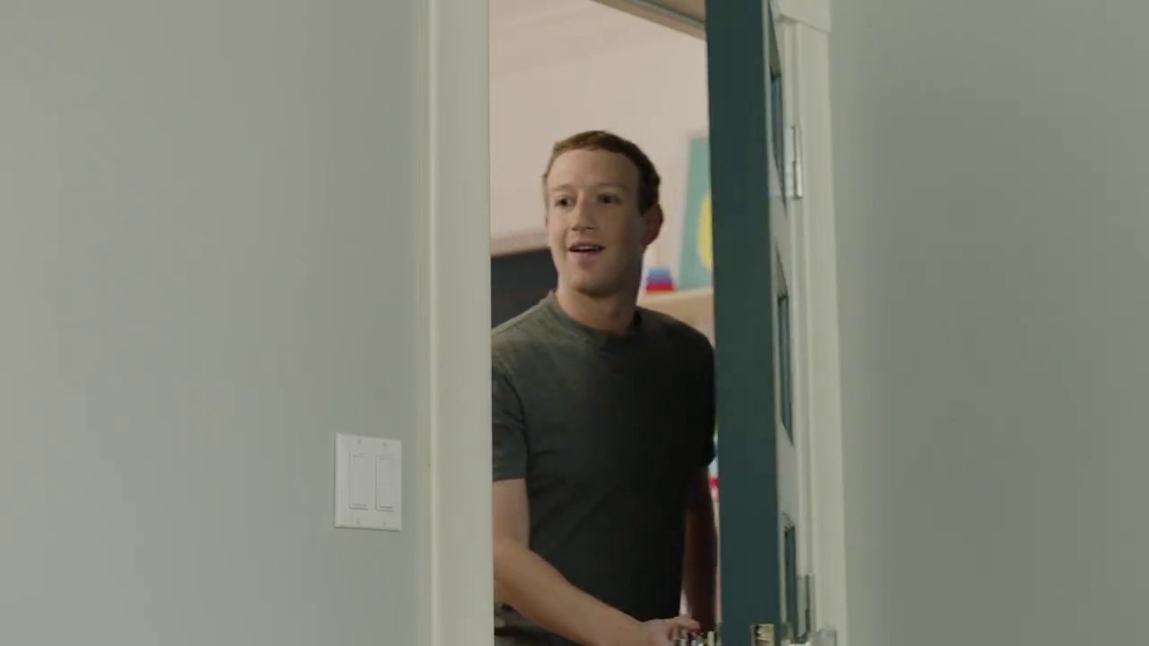 Système d'intelligence Artificelle facebook montré par Mark Zuckerberg avec la voix de Morgan Freeman