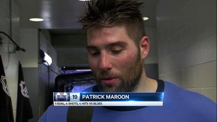 Ce joueur de Hockey pleure en voyant son fils réagir à son but