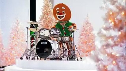 America's Got Talent : Heidi Klum fait une chute spectaculaire sur la scène