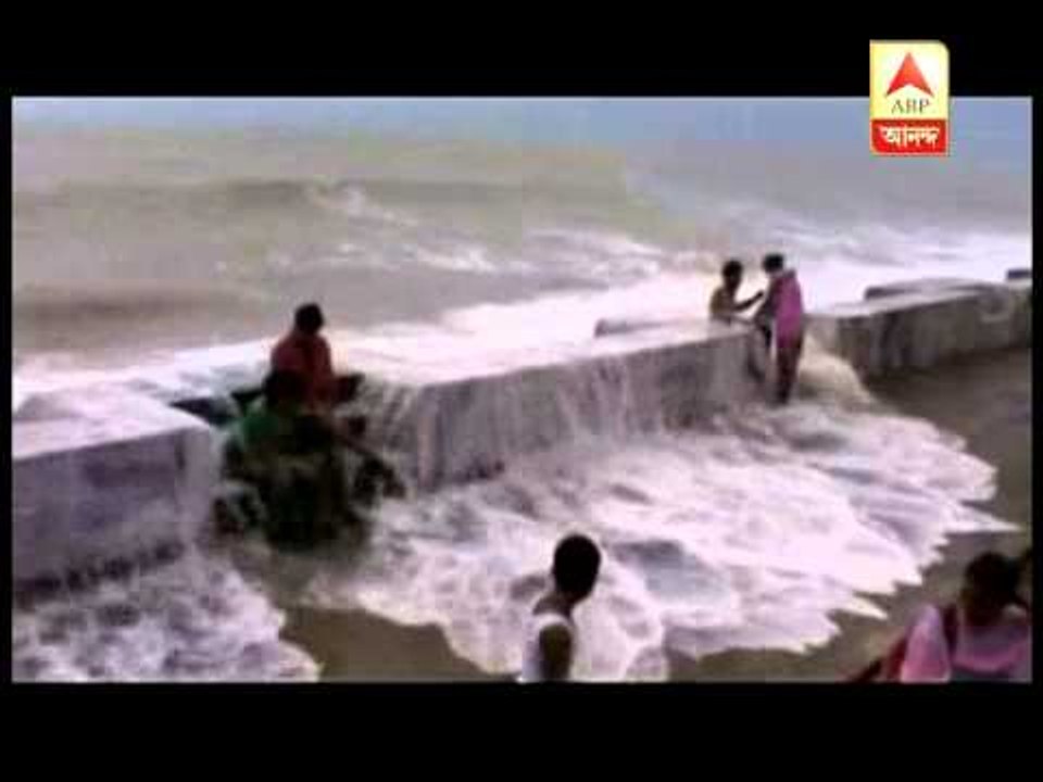 Hudhud: Digha sea becomes turbulent