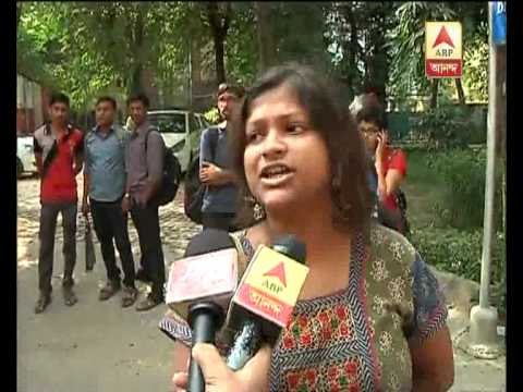 JU students protesting against VC