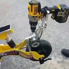 DIY motor for your fold up bike... Amazing stuff !!!