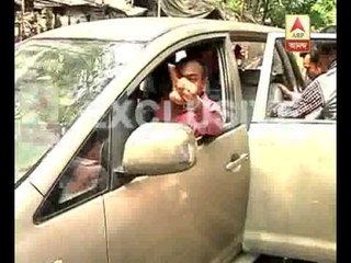 Attack on ABP Anand's reporter Prakash Sinha by Rose valley workers