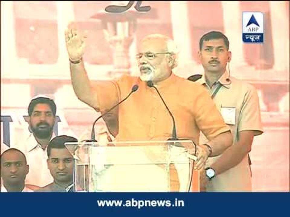 Modi accuses Congress of hatching conspiracy against him