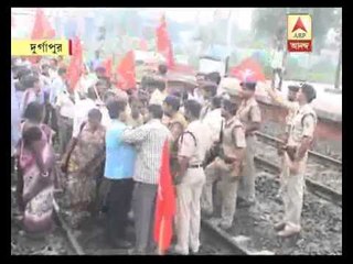 Bandh supporters protest on rail tracks in Durgapur