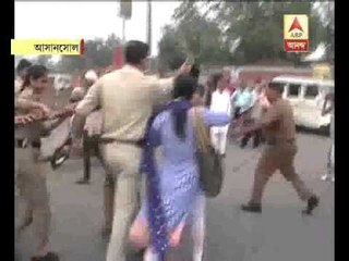 Police arrest bandh supporters in asansol for blocking NH2