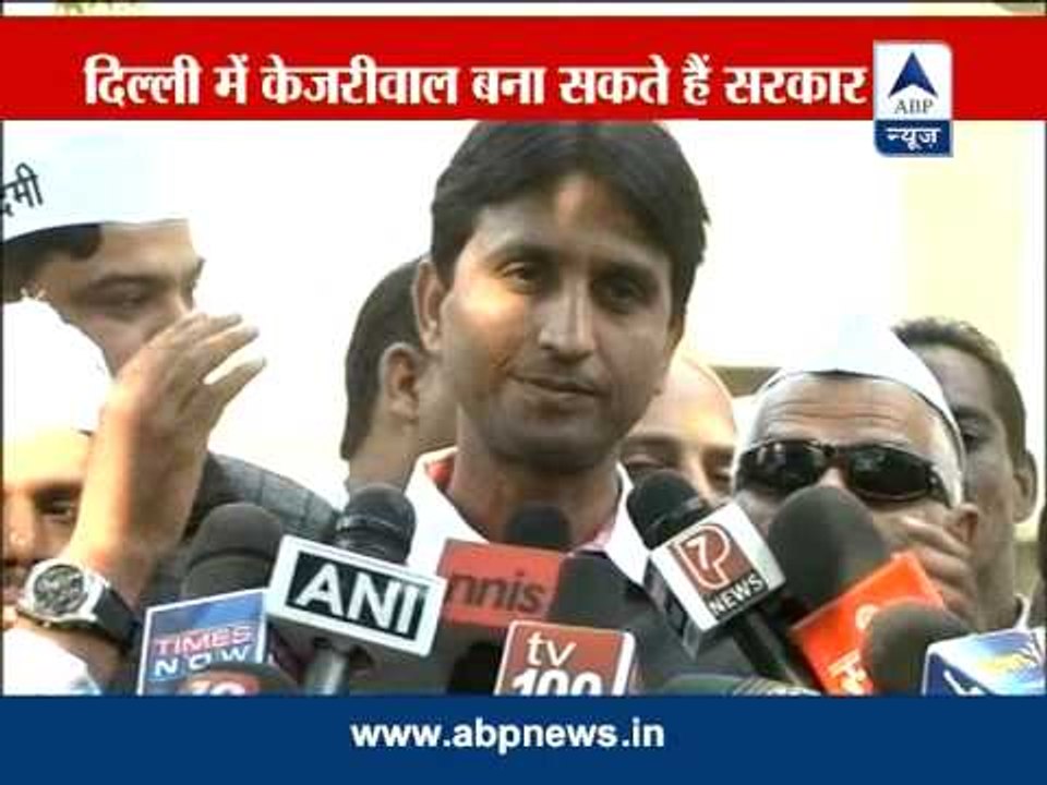 Considering all options available to form Delhi govt: Kumar Vishwas.