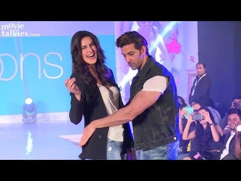 Hrithik Roshan And Katrina Kaif Promote 'Bang Bang' By Walking The Ramp For Pantaloons