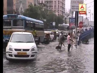 Heavy rains in Kolkata: waterlogging at Dhakuria area