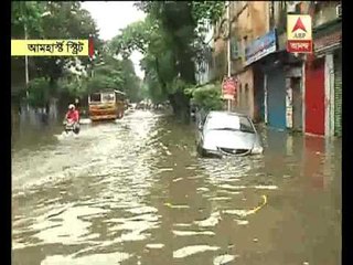 Heavy rains in Kolkata: waterlogging at amherst street  area